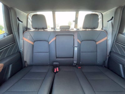 2025 GMC Canyon AT4