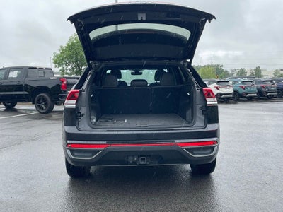 2024 Volkswagen Atlas Cross Sport 2.0T SE w/Technology