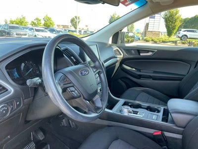 2022 Ford Edge SE
