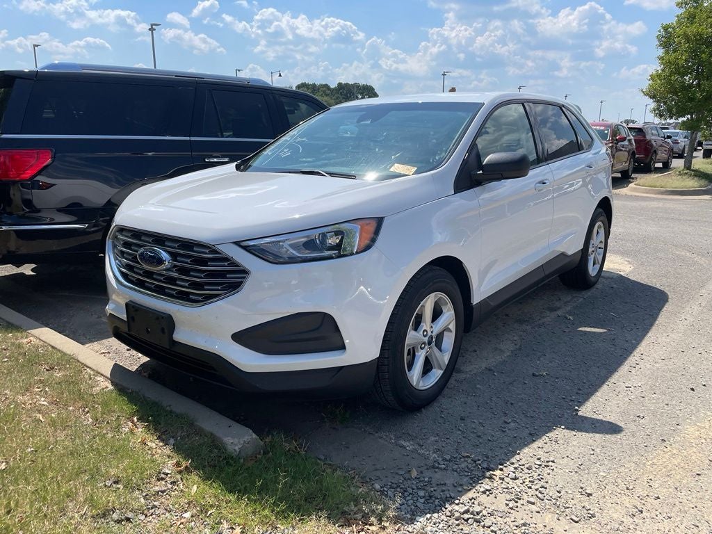 2022 Ford Edge SE