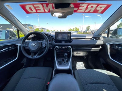 2022 Toyota RAV4 XLE