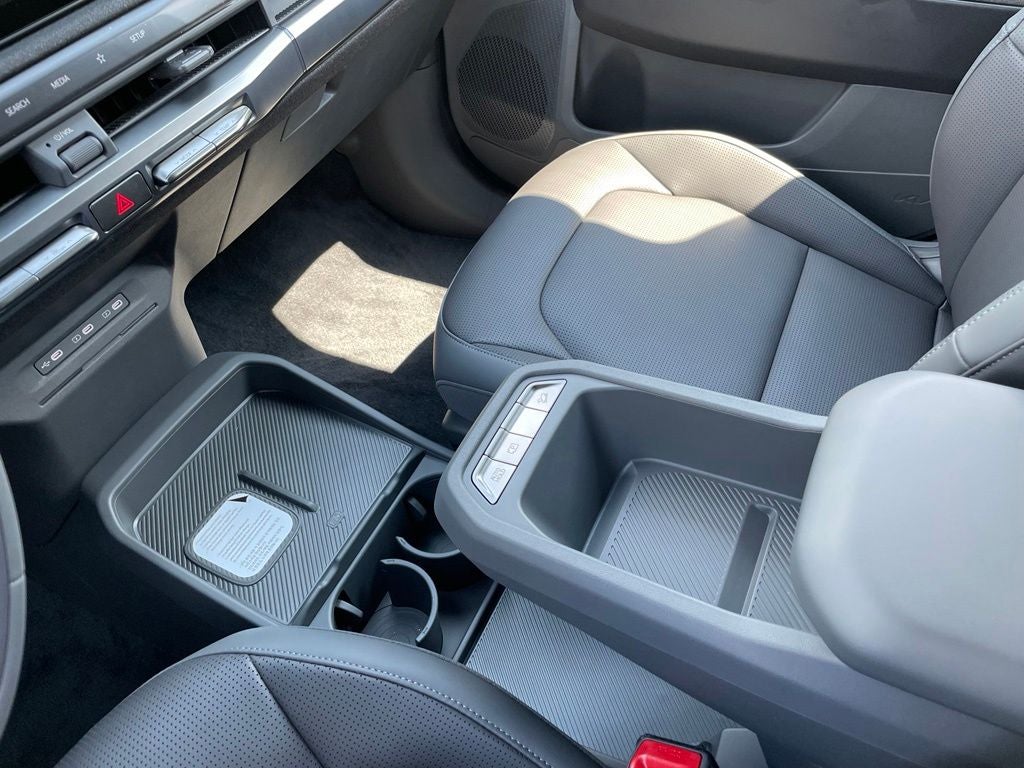 2027 Kia EV3 Base