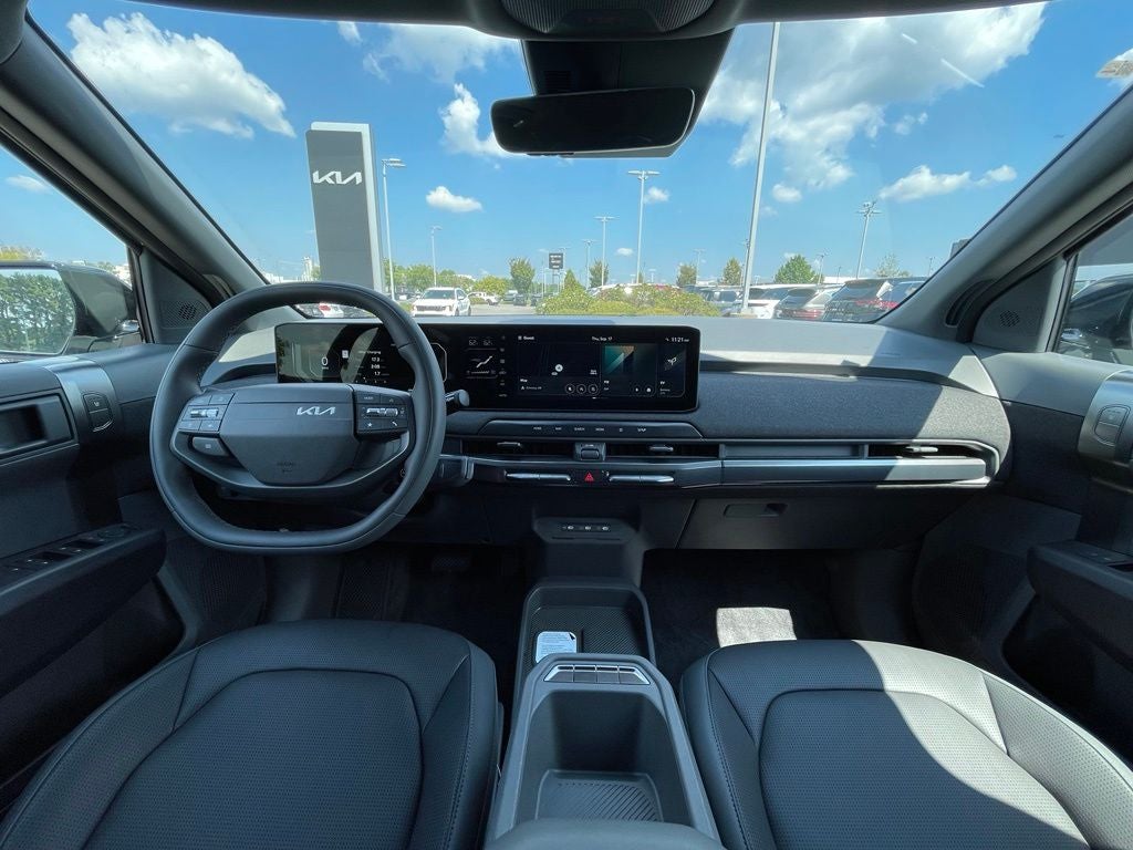 2027 Kia EV3 Base