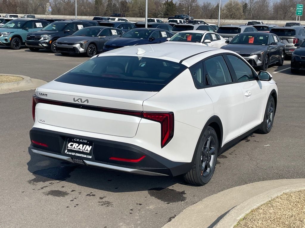 2026 Kia K4 LXS