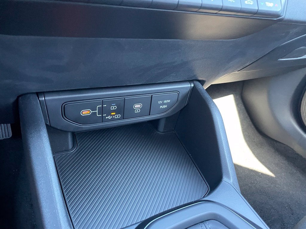 2027 Kia K4 LXS