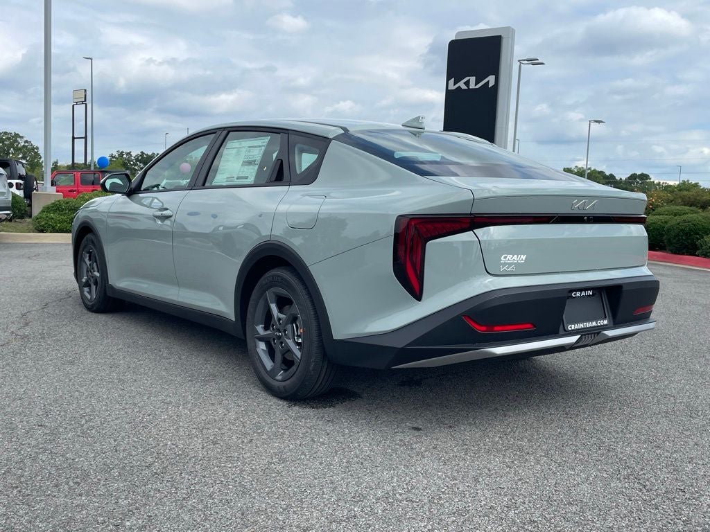 2026 Kia K4 LXS