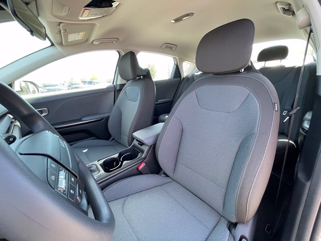 2027 Kia K4 LXS