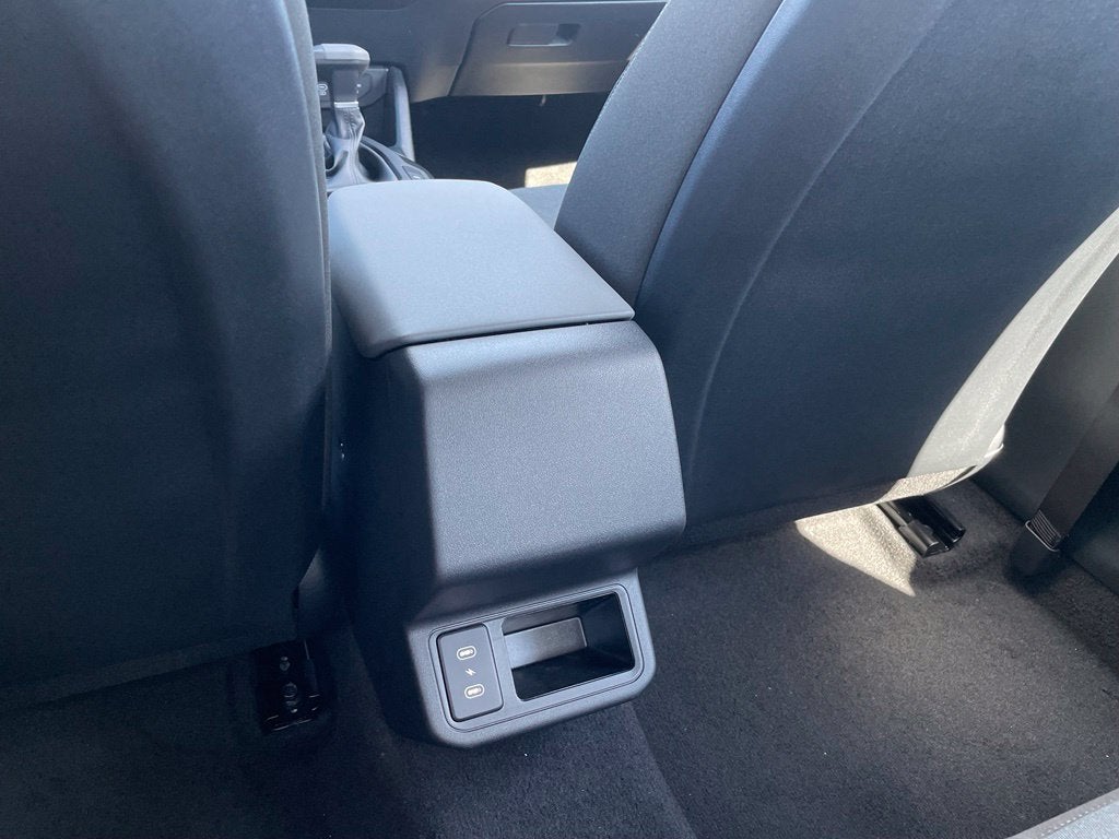 2027 Kia K4 LXS