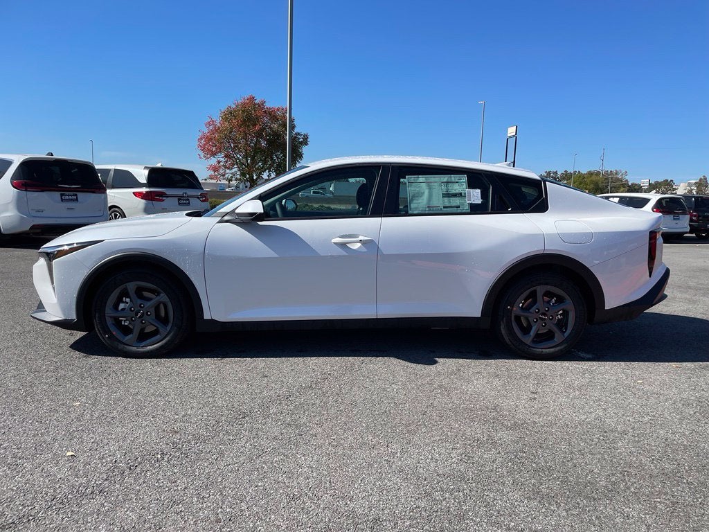 2027 Kia K4 LXS