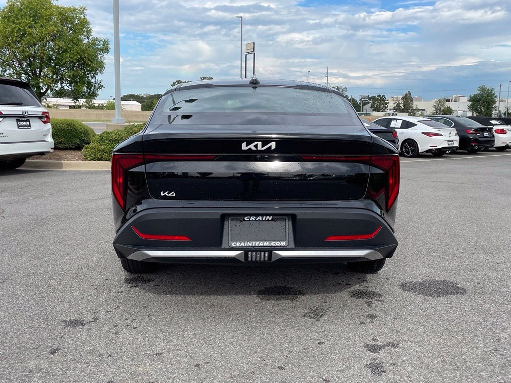 2026 Kia K4 LXS