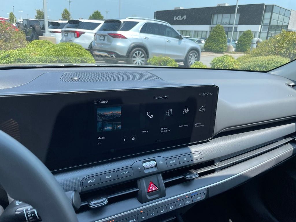 2026 Kia K4 LX