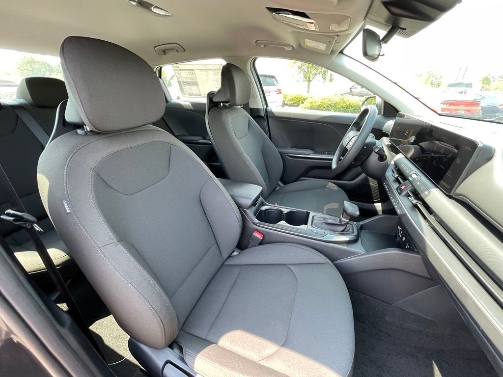 2026 Kia K4 LX