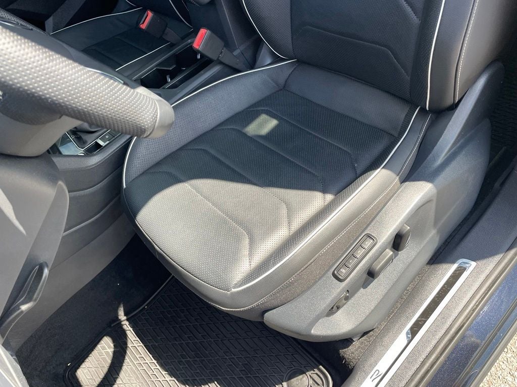 2024 Volkswagen Tiguan 2.0T SEL R-Line