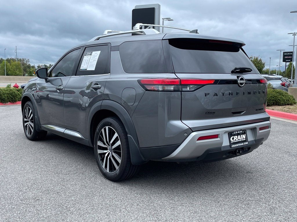 2023 Nissan Pathfinder Platinum