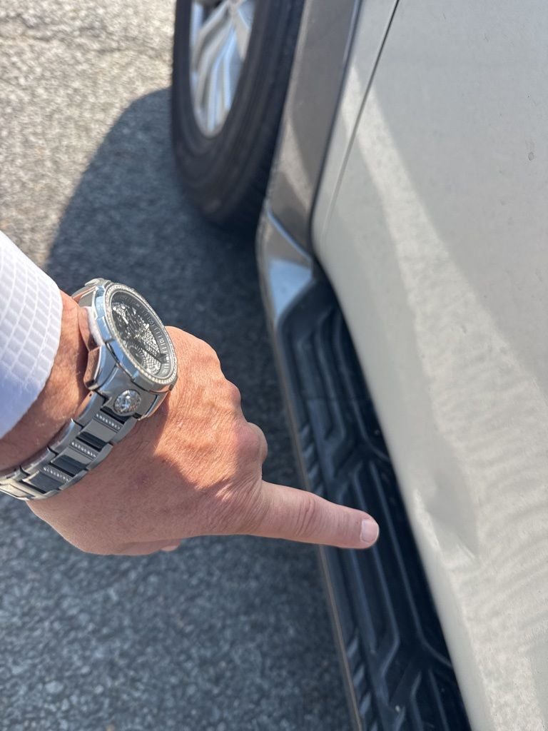 2017 Nissan Armada SV