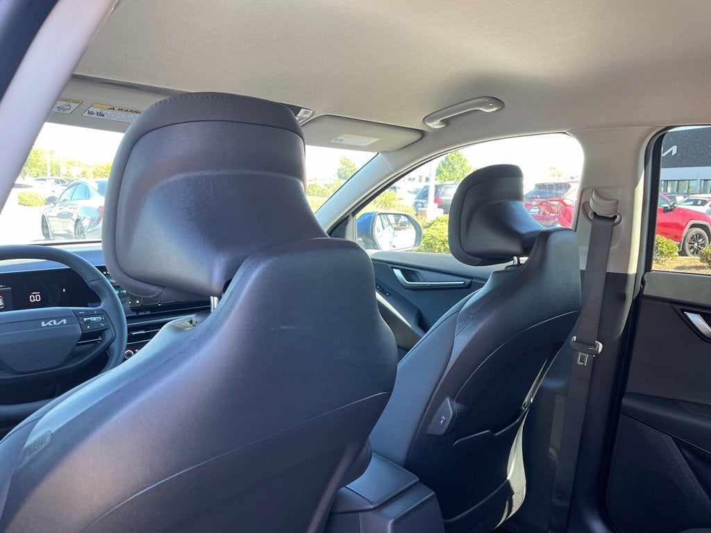 2027 Kia Niro LX