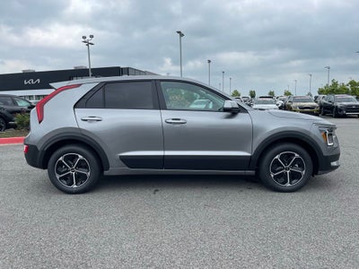 2026 Kia Niro LX