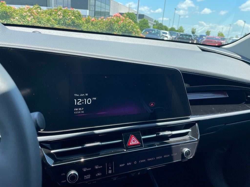 2026 Kia Niro EX