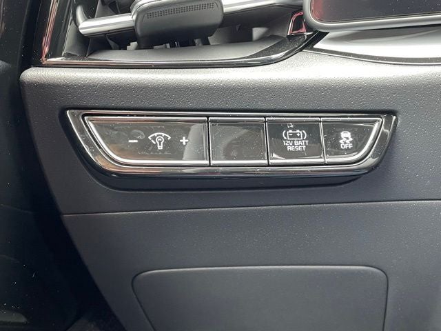 2025 Kia Niro EX Touring