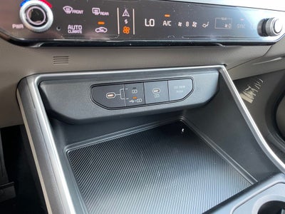 2027 Kia Carnival LX