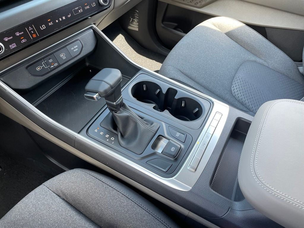 2027 Kia Carnival LX