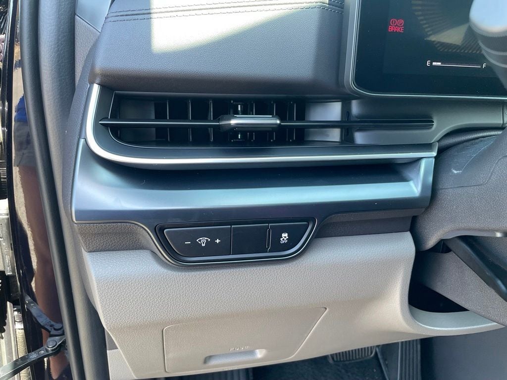2027 Kia Carnival LXS