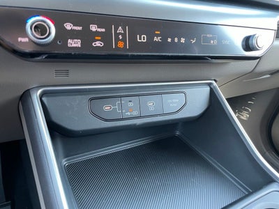2027 Kia Carnival LXS