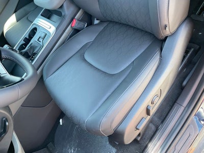2027 Kia Carnival LXS