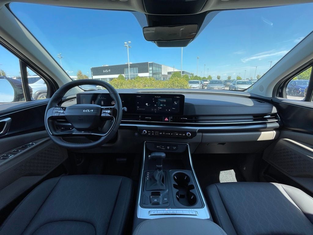 2027 Kia Carnival LXS