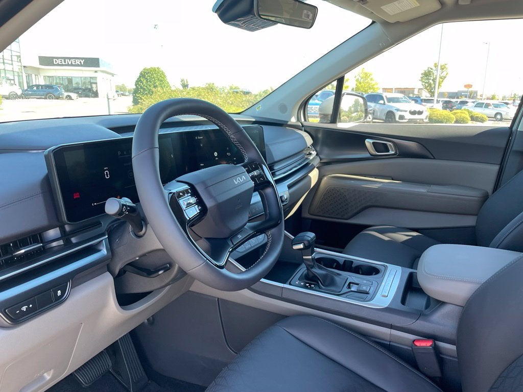 2027 Kia Carnival LXS