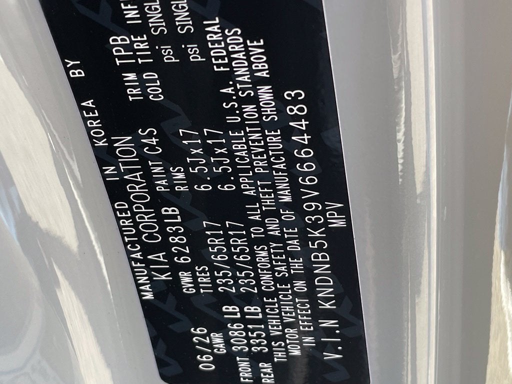 2027 Kia Carnival LXS