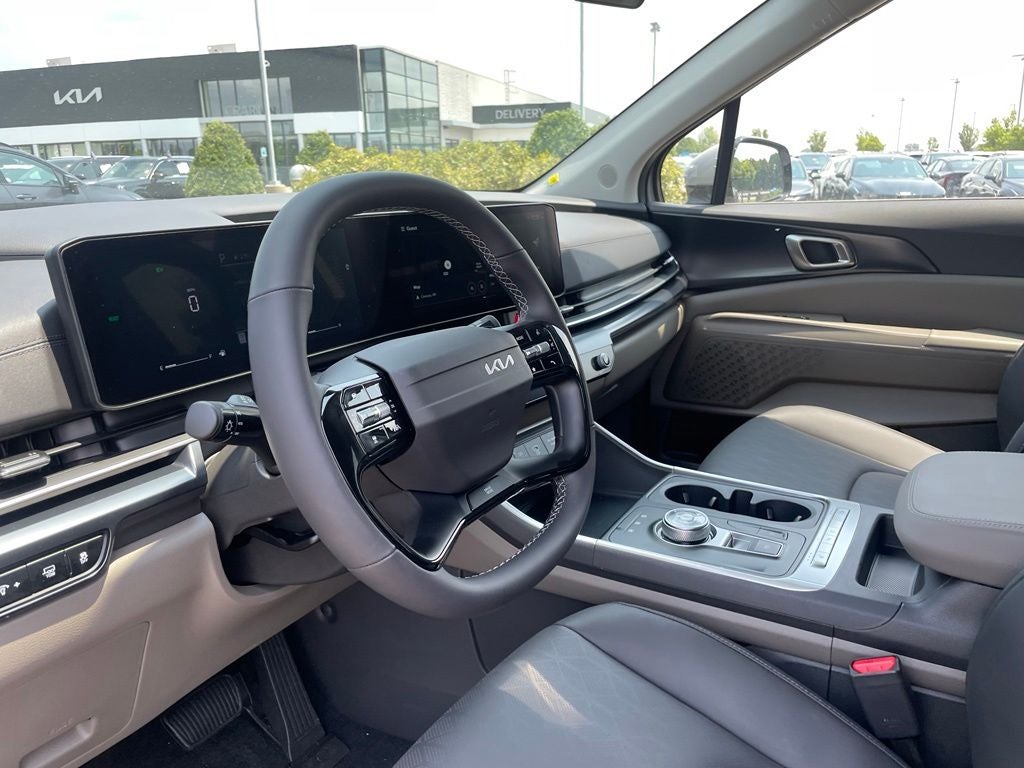 2027 Kia Carnival Hybrid LXS