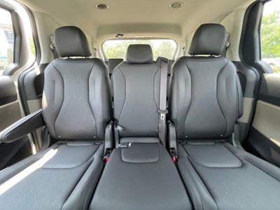 2027 Kia Carnival Hybrid LXS