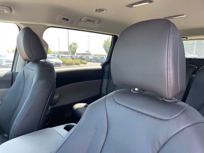 2027 Kia Carnival Hybrid LXS