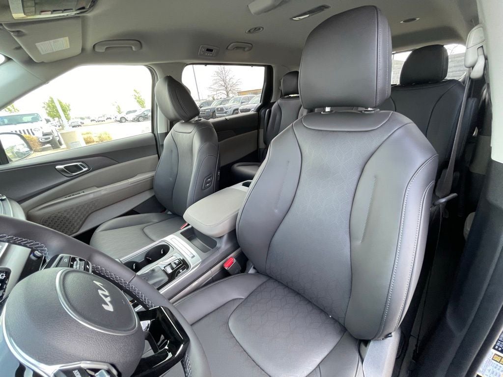 2026 Kia Carnival EX