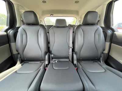 2027 Kia Carnival Hybrid EX