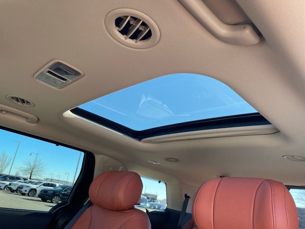 2026 Kia Carnival Hybrid SX Prestige