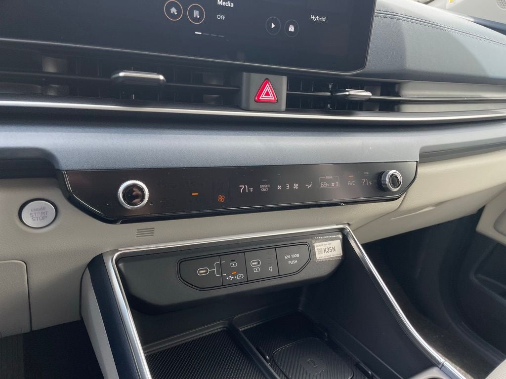 2026 Kia Carnival Hybrid SX
