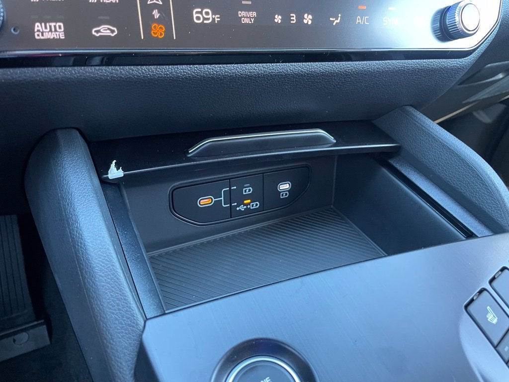 2027 Kia Sportage Hybrid S