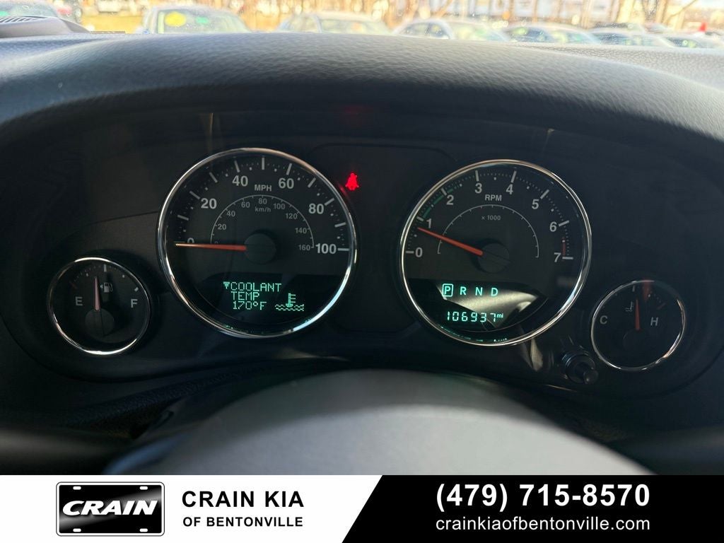 2015 Jeep Wrangler Unlimited Sahara Altitude - 4WD / CLEAN CARFAX / LIFT / WHEELS / TIRES