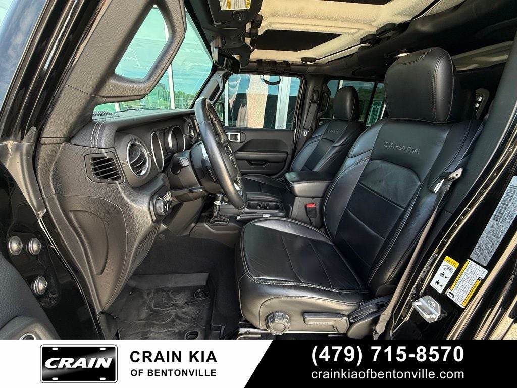 2018 Jeep Wrangler Unlimited Sahara - $48,230 MSRP / 4WD / ONE OWNER / LIFTED!