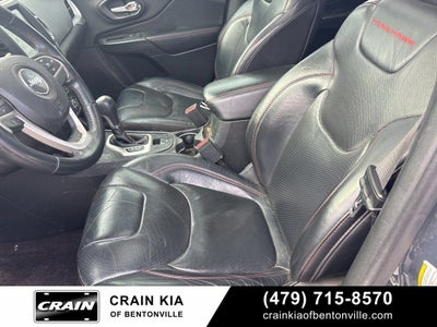 2016 Jeep Cherokee Trailhawk - 4WD / SUNROOF / CLEAN CARFAX