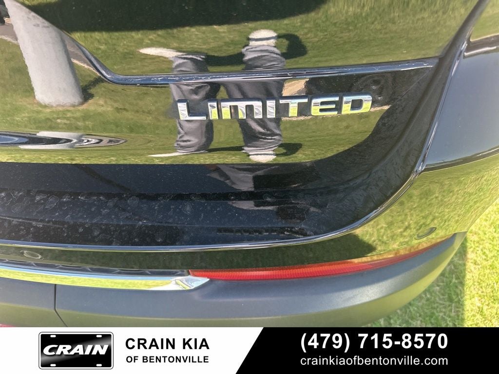 2023 Jeep Grand Cherokee L Limited - 4WD / PANO ROOF / ONE OWNER