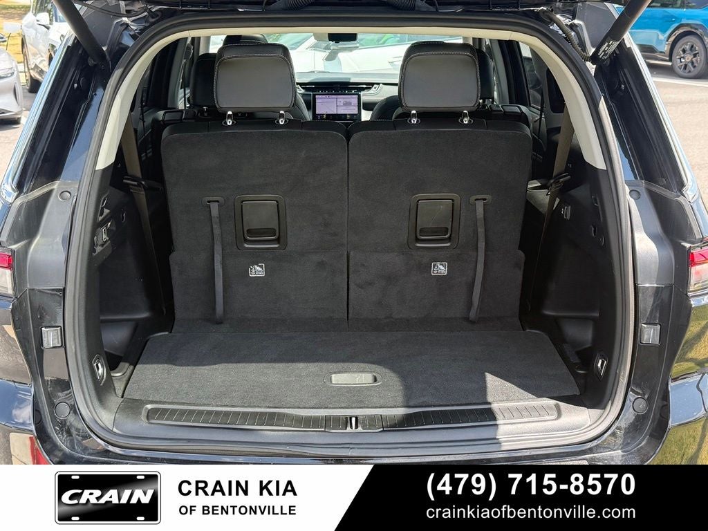 2023 Jeep Grand Cherokee L Limited - 4WD / PANO ROOF / ONE OWNER