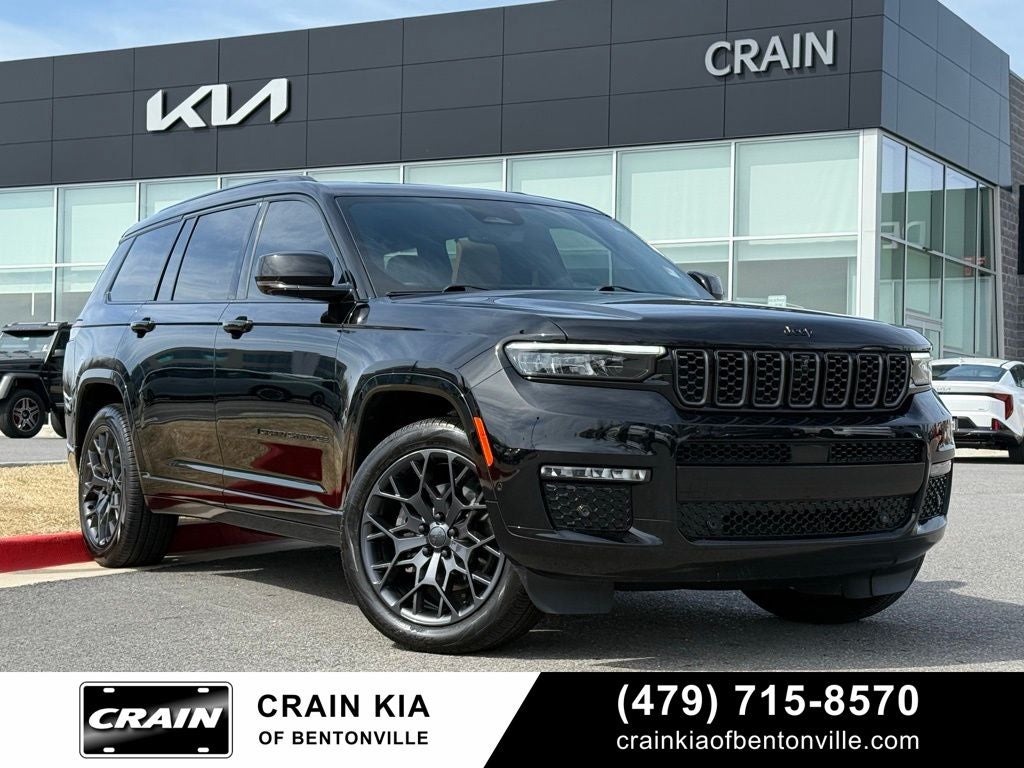 2023 Jeep Grand Cherokee L Summit - 4WD / PANORAMIC SUNROOF / ONE OWNER