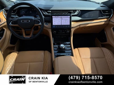 2023 Jeep Grand Cherokee L Summit - 4WD / PANORAMIC SUNROOF / ONE OWNER