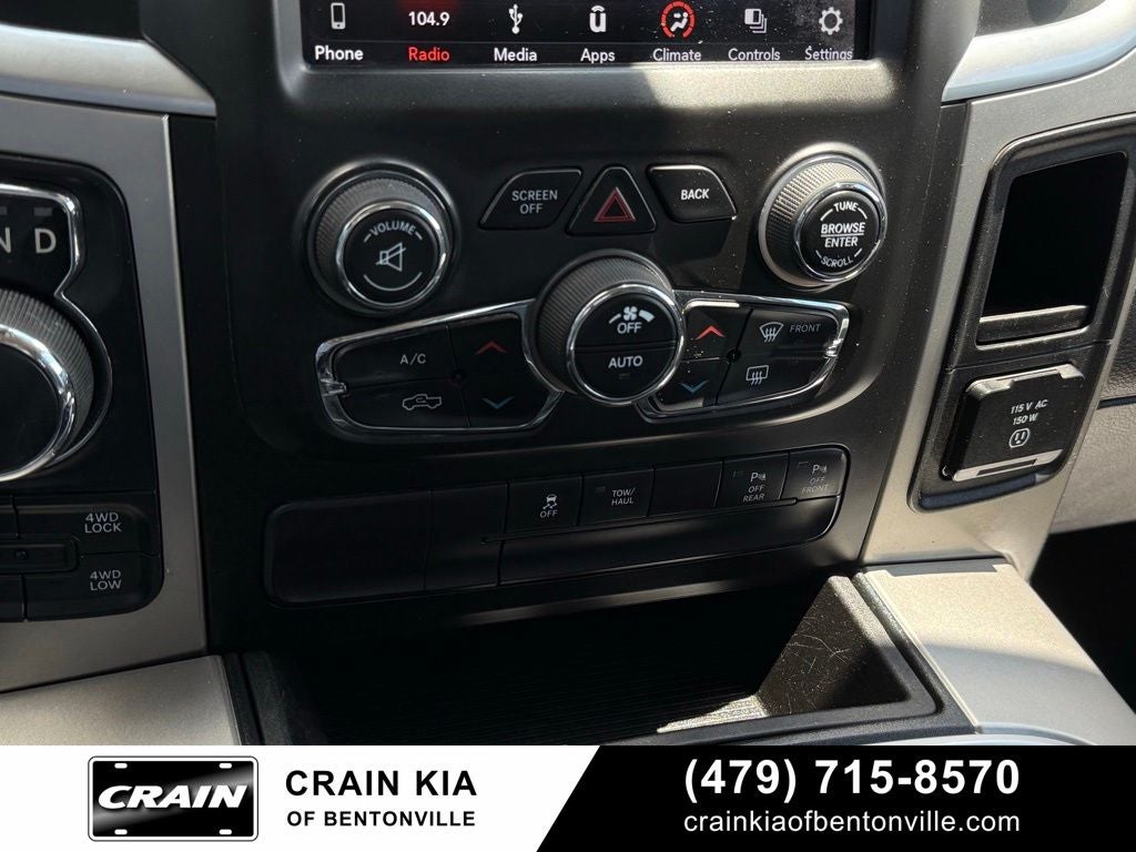 2019 RAM 1500 Classic Big Horn - 4WD / CLEAN CARFAX / LIFTED!