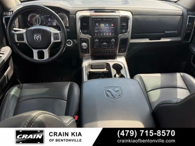 2015 RAM 1500 Laramie - 4WD / SUNROOF