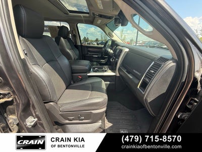 2015 RAM 1500 Laramie - 4WD / SUNROOF