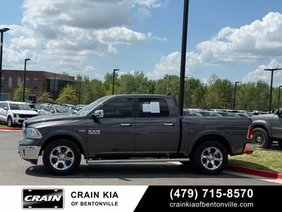 2015 RAM 1500 Laramie - 4WD / SUNROOF